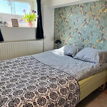 Spacious & Cozy In Tranquil Suburb Daire *