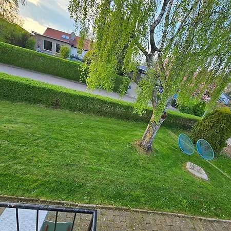 Appartement Spacious & Cozy In Tranquil Suburb *