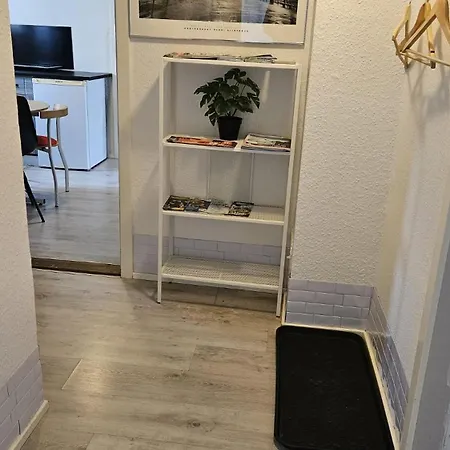 Daire Spacious & Cozy In Tranquil Suburb